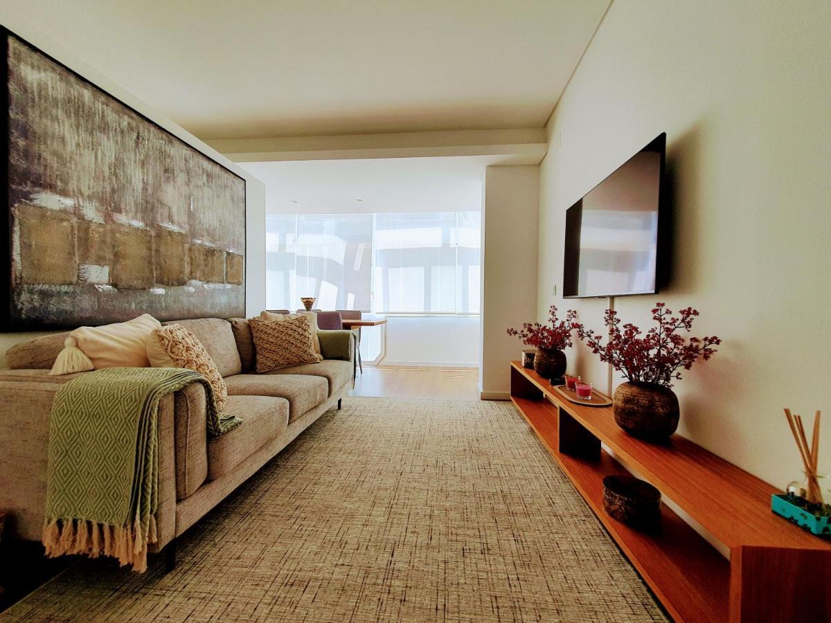 Praca Do Chile Deluxe By Lisbon Village Apartments Exterior photo