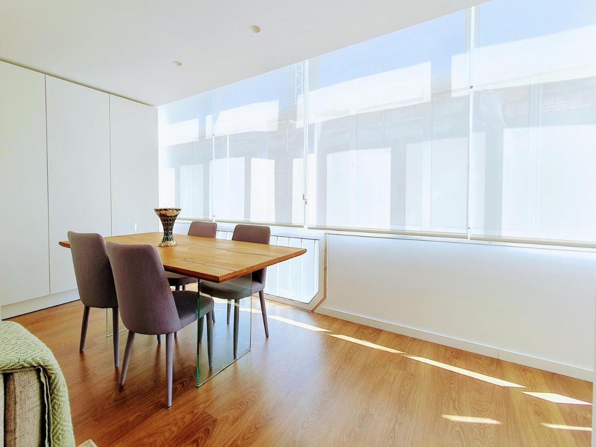 Praca Do Chile Deluxe By Lisbon Village Apartments Exterior photo