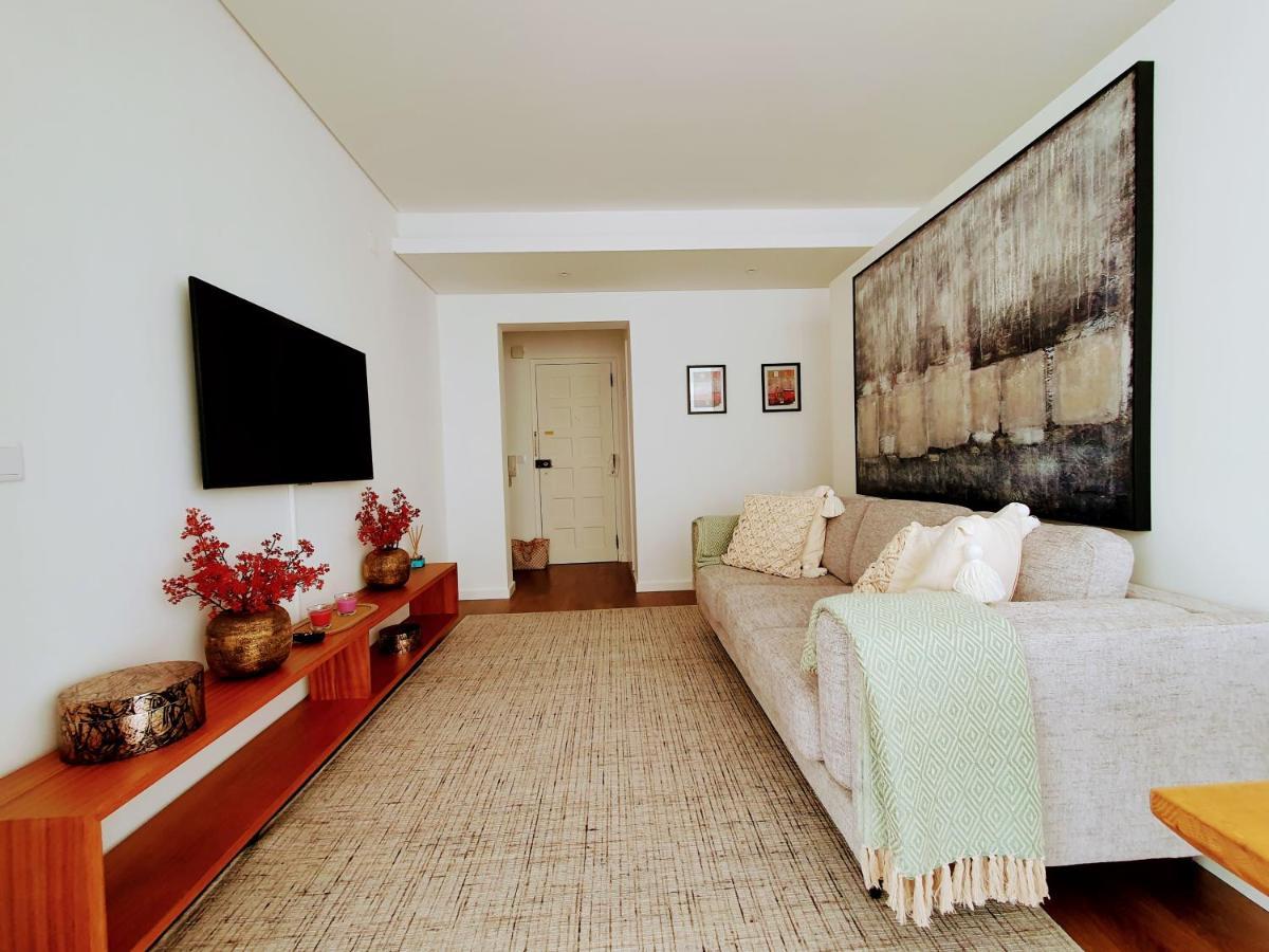Praca Do Chile Deluxe By Lisbon Village Apartments Exterior photo